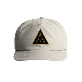 2 TRIANGLE PATCH CREAM SURF CAP