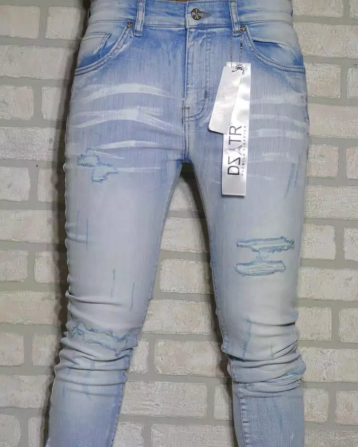 Super Stretch Knee Ripped Jean