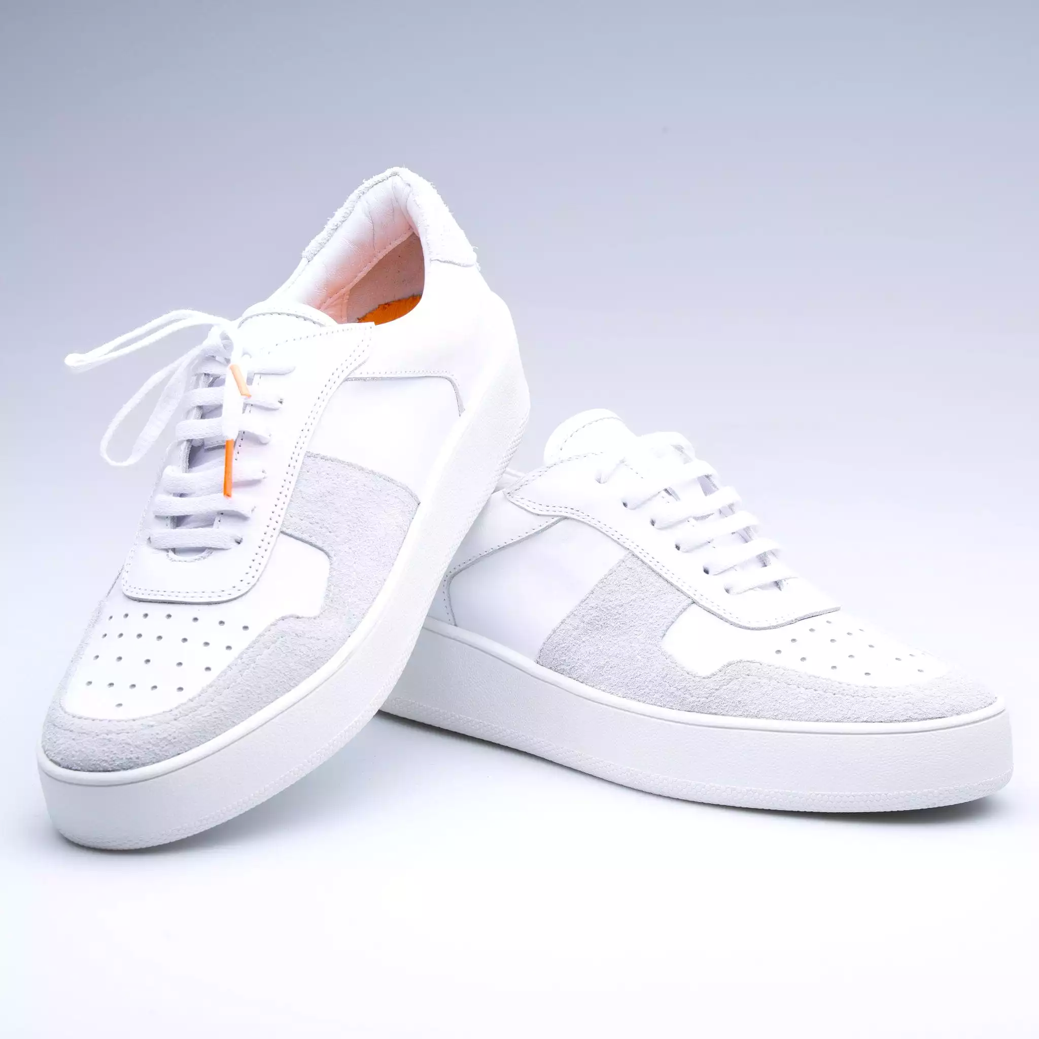 White Faty Casual Shoes